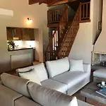 Country House *