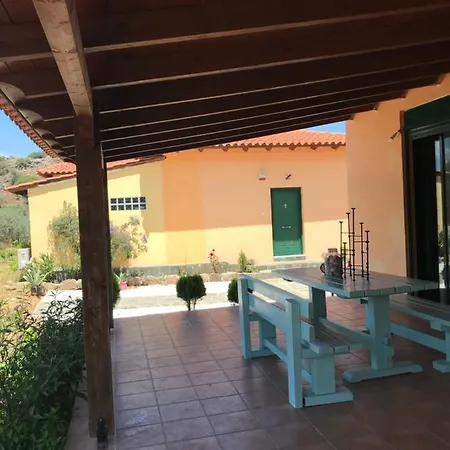 Εξοχικό σπίτι Country House