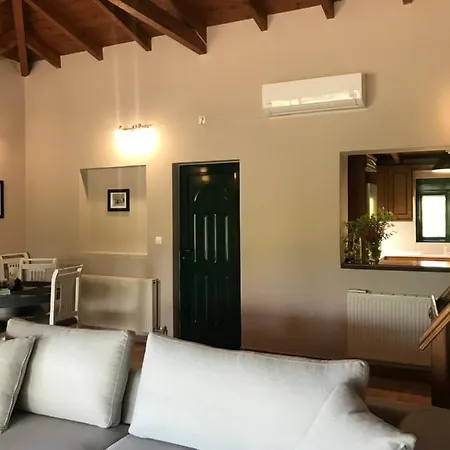 Country House Εξοχικό σπίτι *